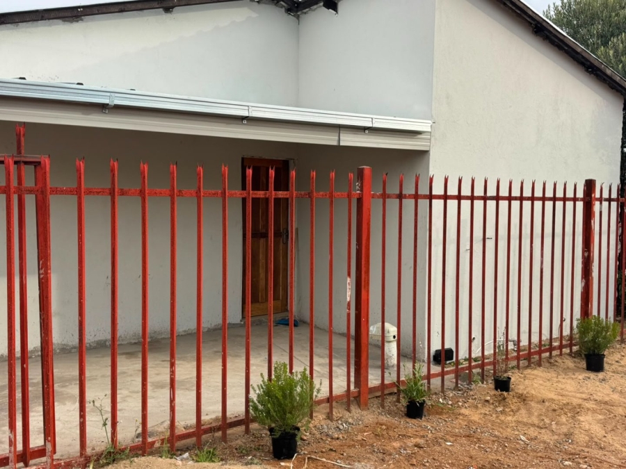 4 Bedroom Property for Sale in Botshabelo Free State